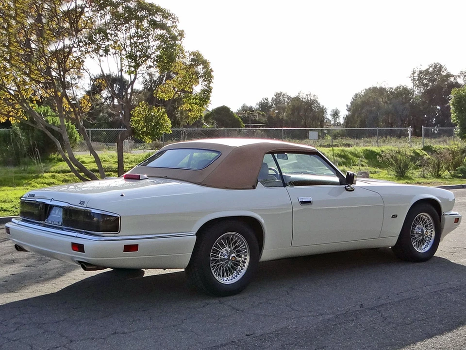 1994 Jaguar XJS Convertible - Image 12 of 31