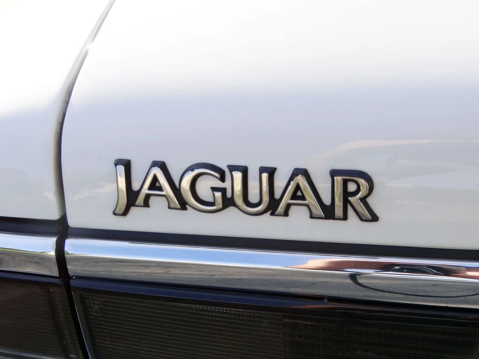 1994 Jaguar XJS Convertible - Image 17 of 31