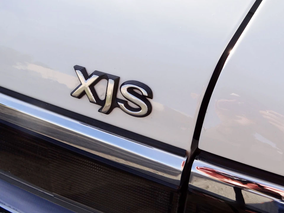 1994 Jaguar XJS Convertible - Image 20 of 31