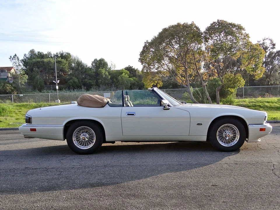 1994 Jaguar XJS Convertible - Image 3 of 31