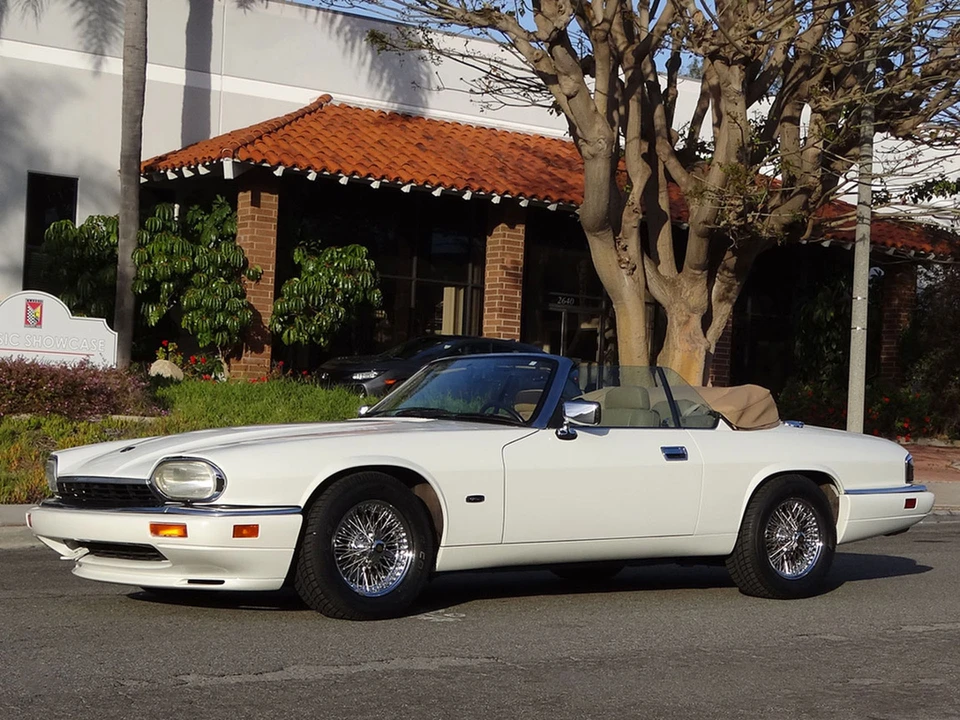1994 Jaguar XJS Convertible - Image 10 of 31