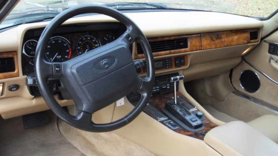 1994 Jaguar XJS Convertible - Image 6 of 16