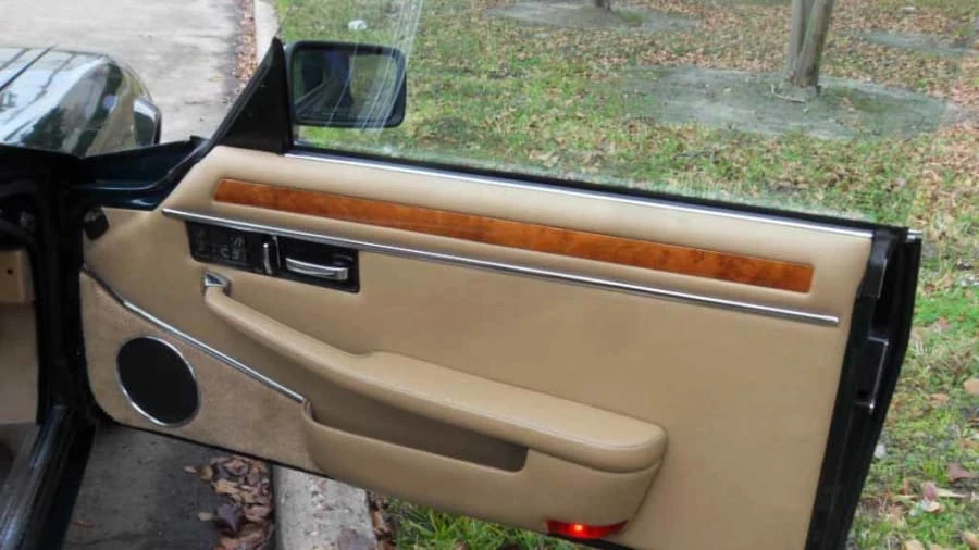 1994 Jaguar XJS Convertible - Image 8 of 16