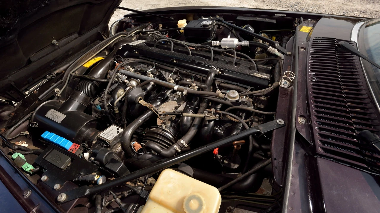 1994 Jaguar XJS Convertible - Image 6 of 31