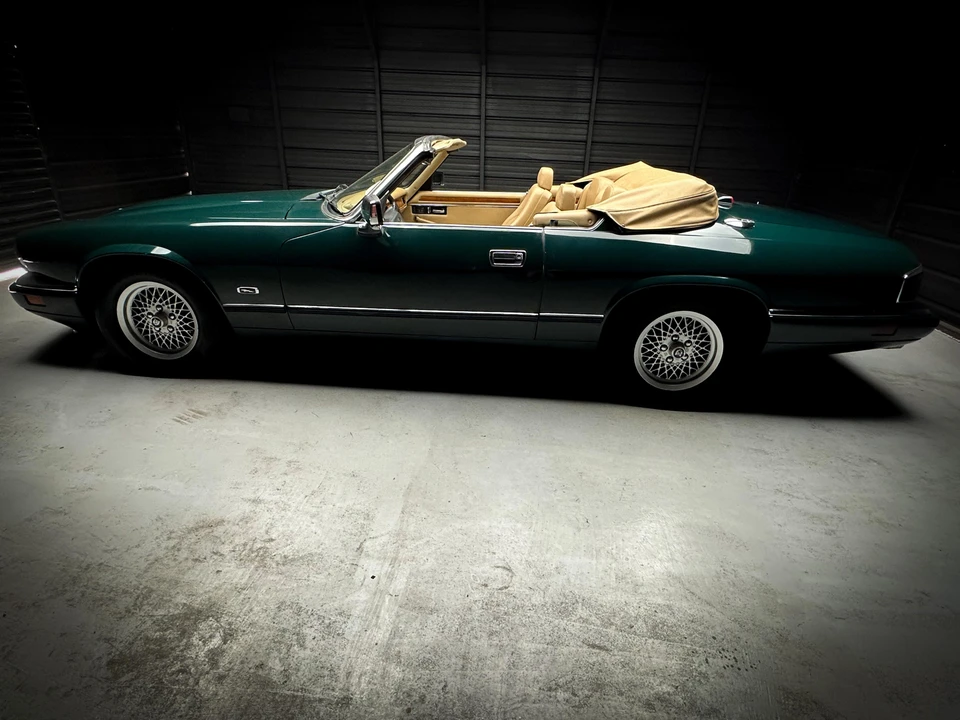 1994 Jaguar XJS Convertible - Image 8 of 31