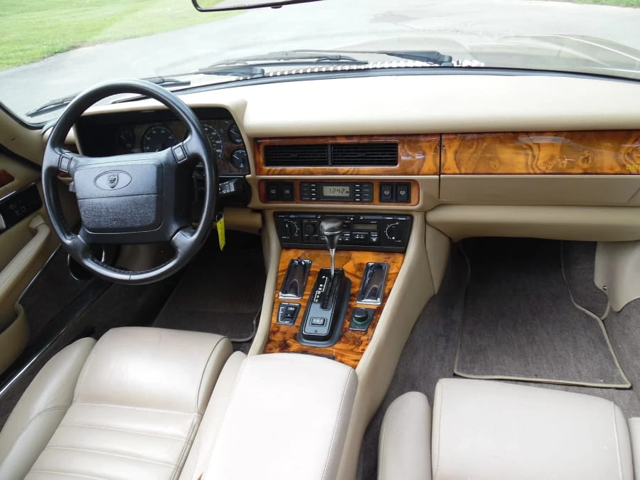 1994 Jaguar XJS Convertible - Image 6 of 12