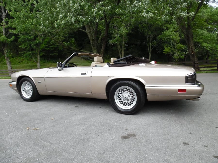 1994 Jaguar XJS Convertible - Image 10 of 12