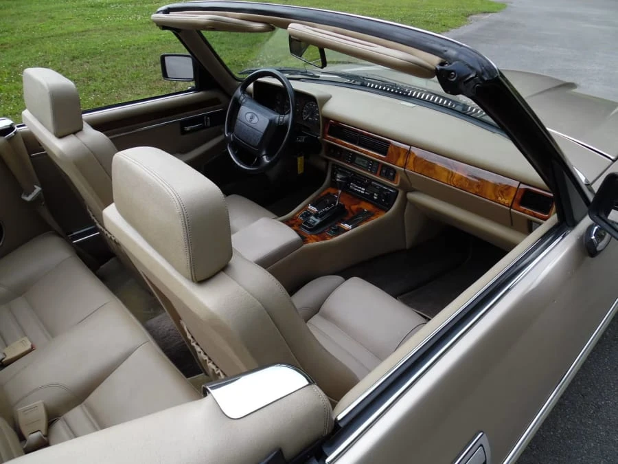 1994 Jaguar XJS Convertible - Image 10 of 12