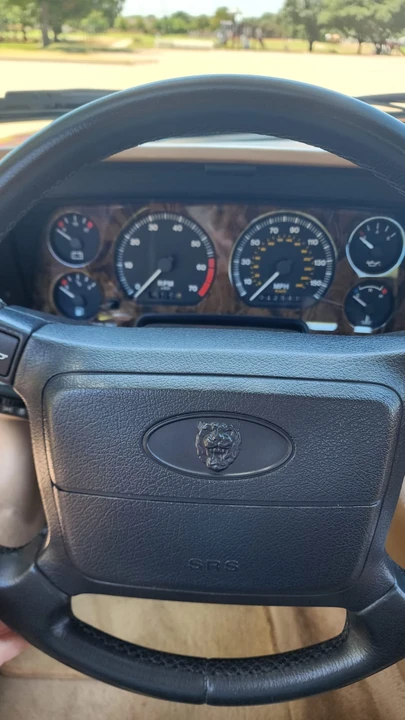 1994 Jaguar XJS Convertible - Image 10 of 13
