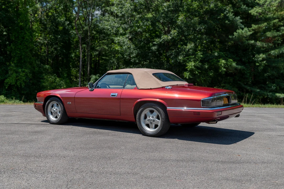 1994 Jaguar XJS Convertible - Image 25 of 30