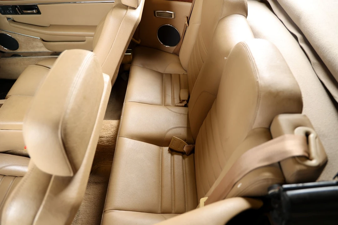 1994 Jaguar XJS Convertible - Image 8 of 30