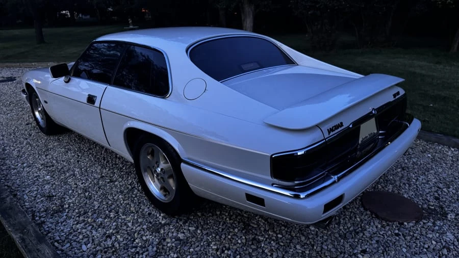 1994 Jaguar XJS - Image 11 of 31