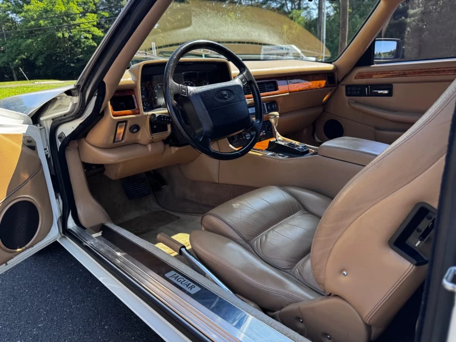 1994 Jaguar XJS - Image 26 of 31