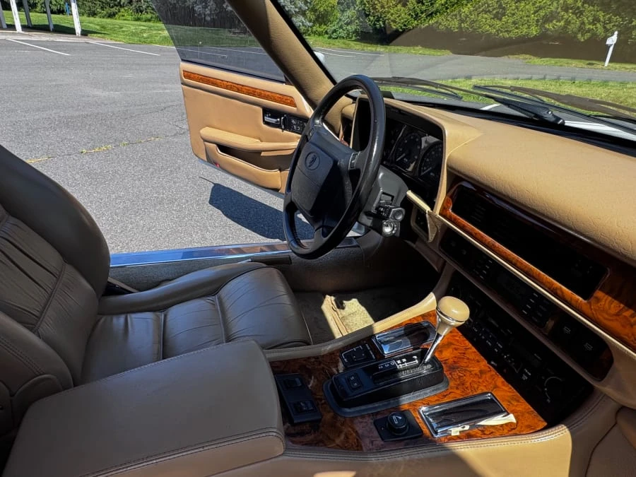1994 Jaguar XJS - Image 28 of 31