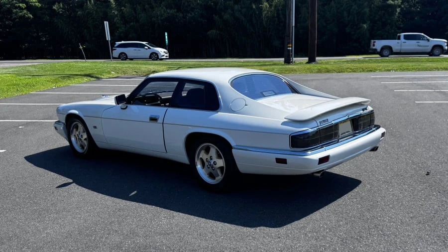 1994 Jaguar XJS - Image 3 of 31