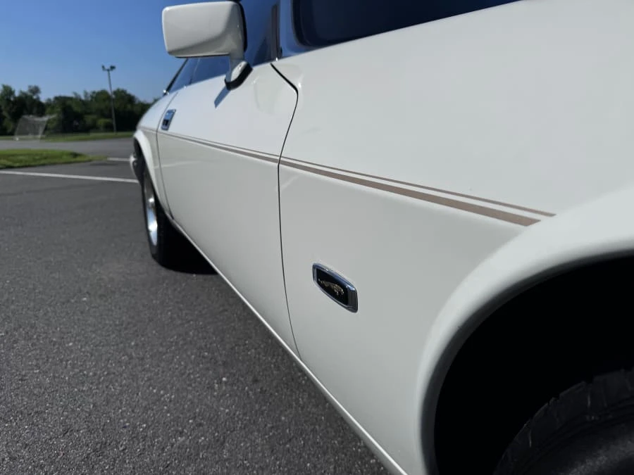 1994 Jaguar XJS - Image 15 of 31