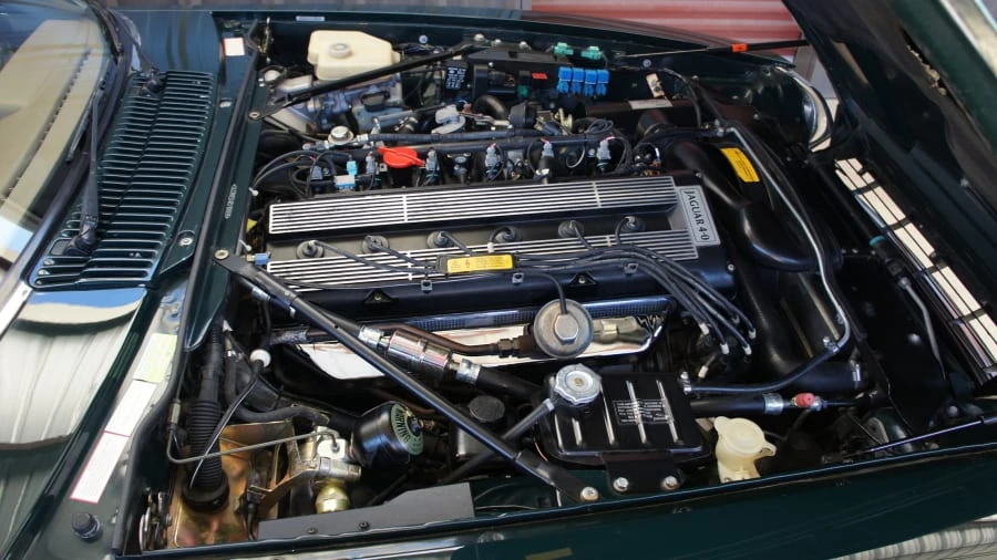 1994 Jaguar XJS - Image 7 of 9