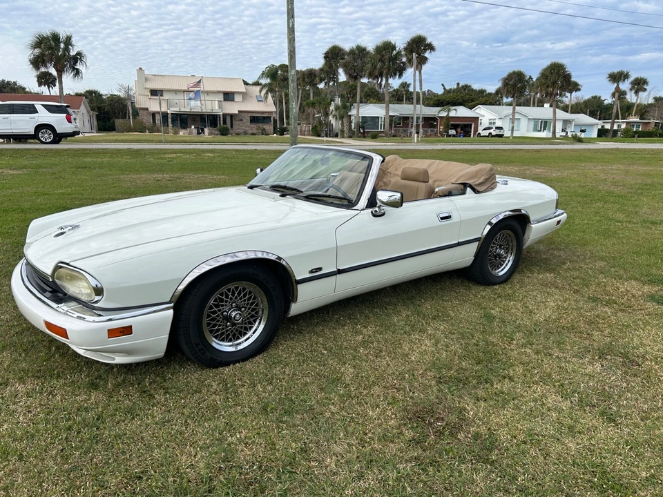 1994 Jaguar XJS - Image 2 of 20