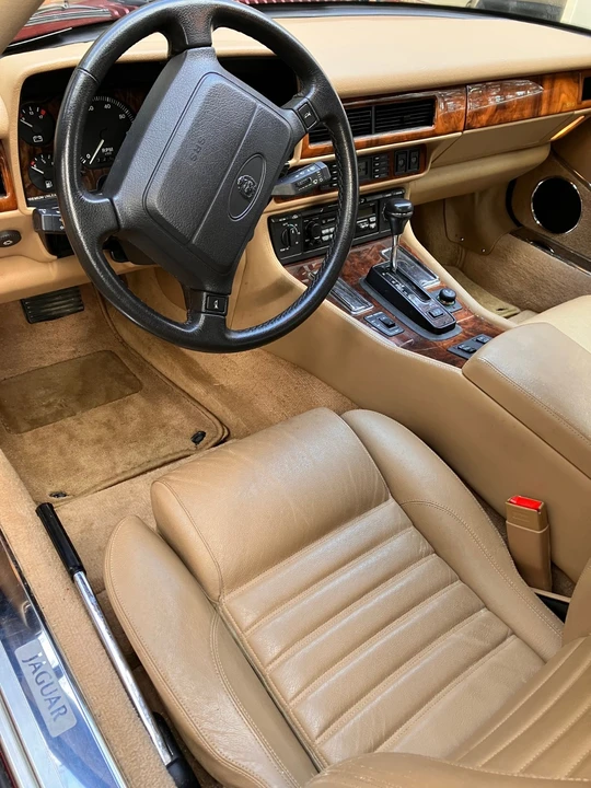 1994 Jaguar XJS - Image 7 of 17