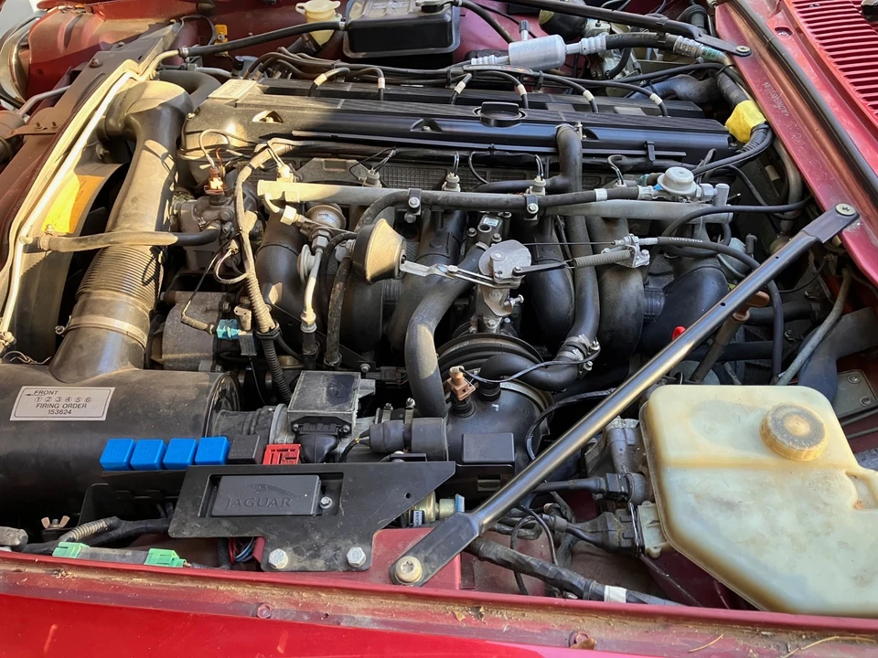 1994 Jaguar XJS - Image 16 of 17