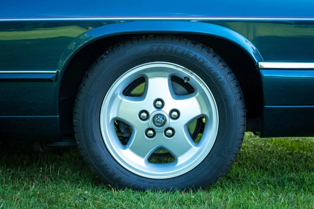 1994 Jaguar XJS Facelift V12 - Image 27 of 30