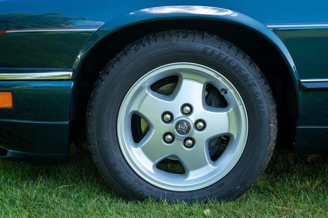 1994 Jaguar XJS Facelift V12 - Image 25 of 30