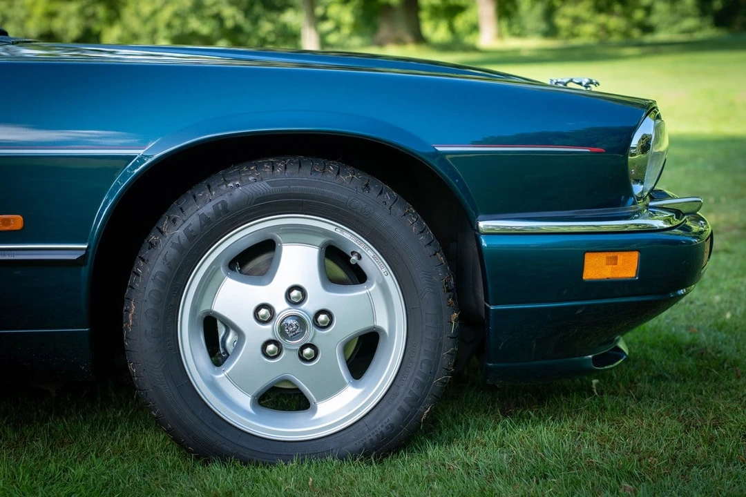 1994 Jaguar XJS Facelift V12 - Image 28 of 30