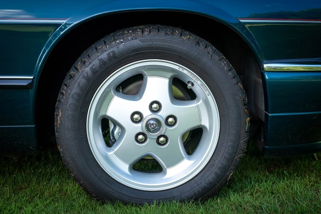 1994 Jaguar XJS Facelift V12 - Image 29 of 30