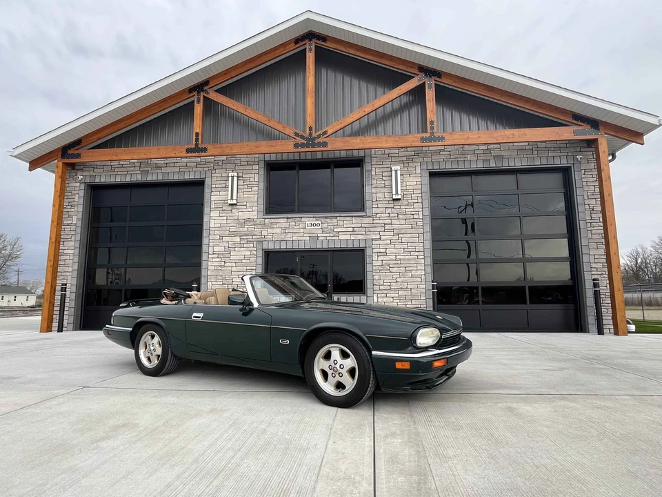 1994 Jaguar XJS Convertible - Image 2 of 31