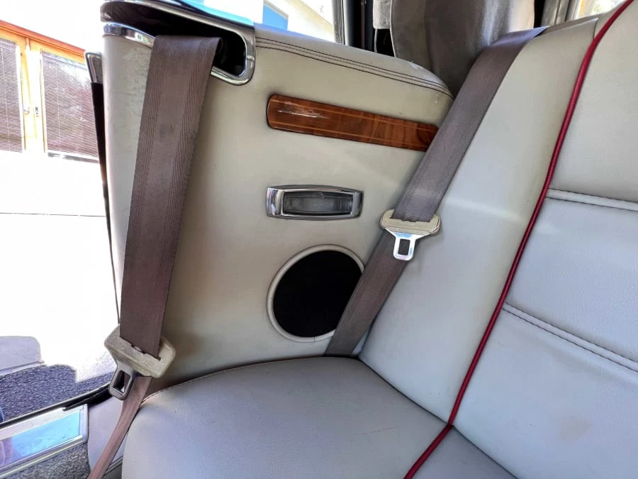 1994 Jaguar XJS Facelift V12 - Image 14 of 23