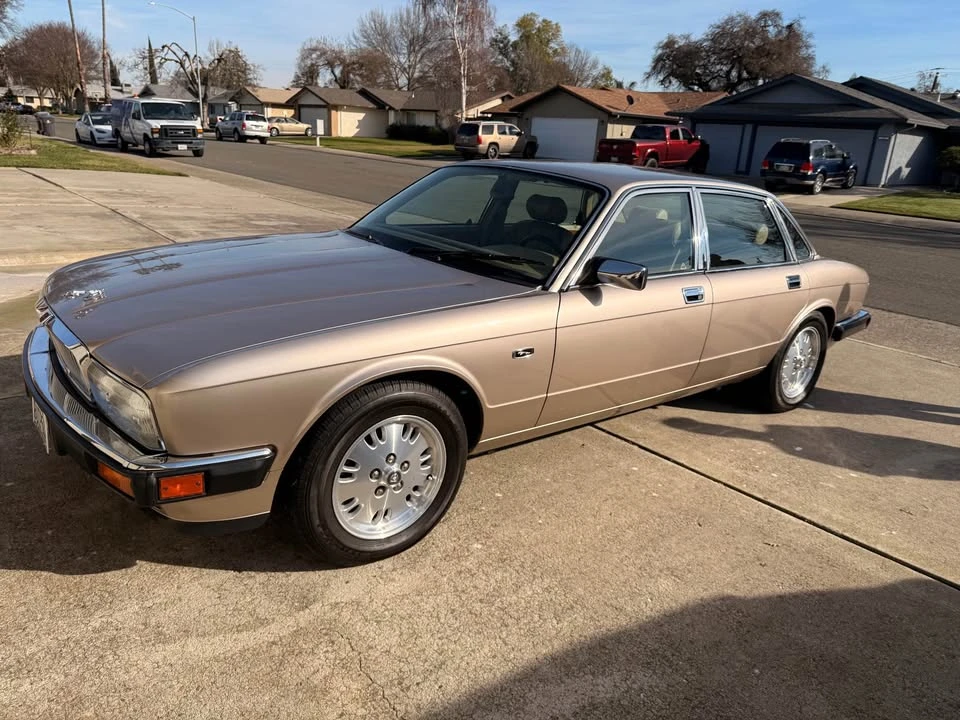 1994 Jaguar X300 XJ - Image 3 of 17
