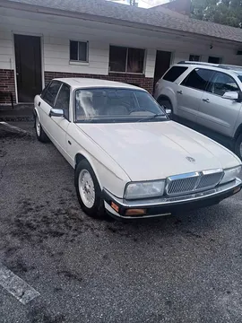 1994 Jaguar XJ Vanden Plas