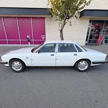 1994 Jaguar XJ6 Vanden Plas