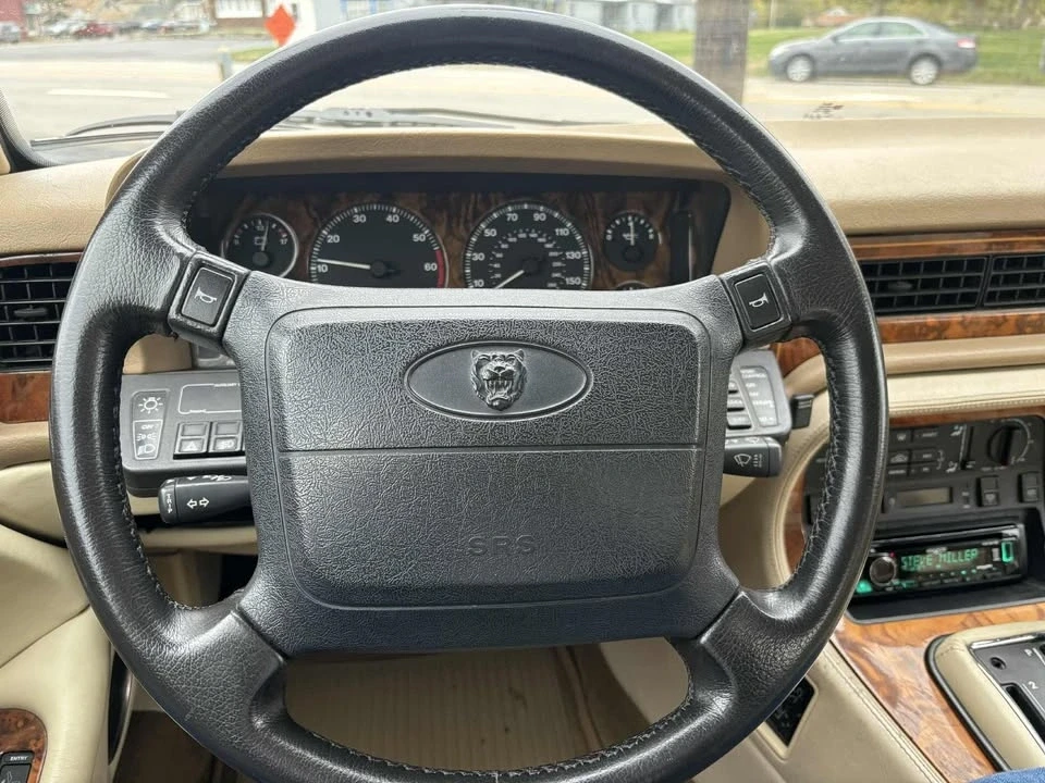 1994 Jaguar X300 XJ - Image 14 of 19