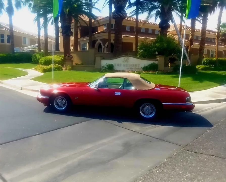 1994 Jaguar XJS - Image 2 of 9