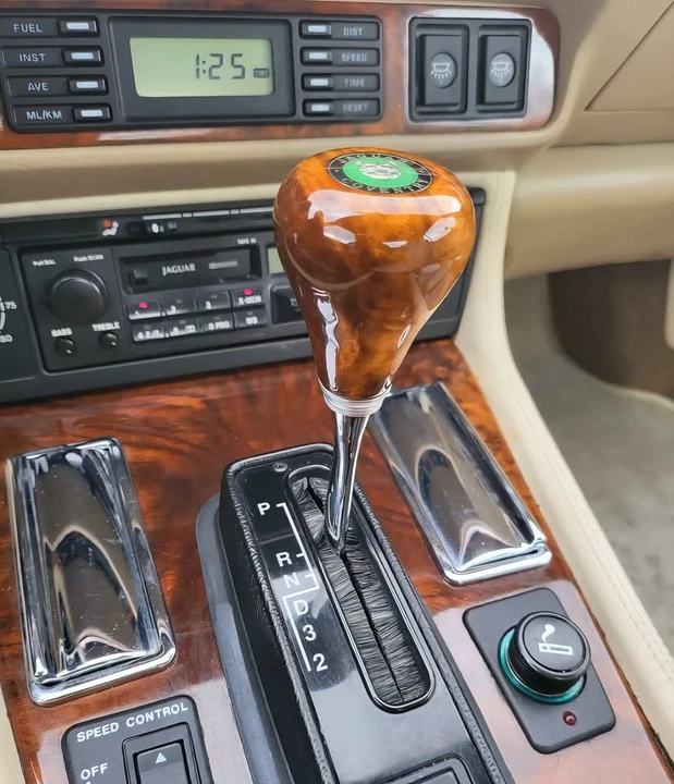1994 Jaguar XJS - Image 5 of 9