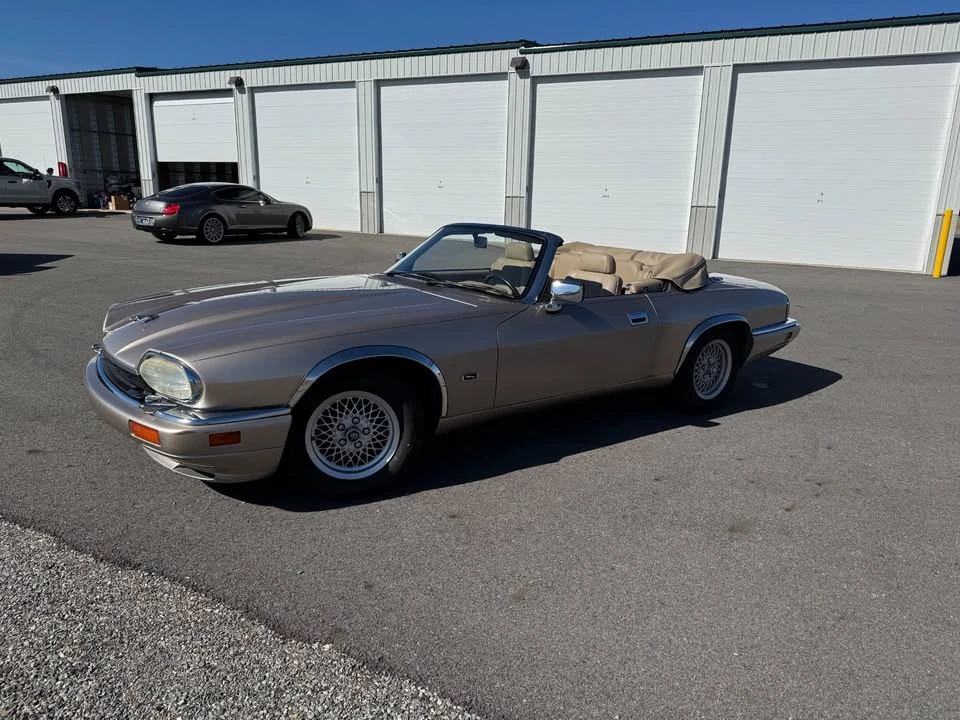 1994 Jaguar XJS - Image 3 of 10