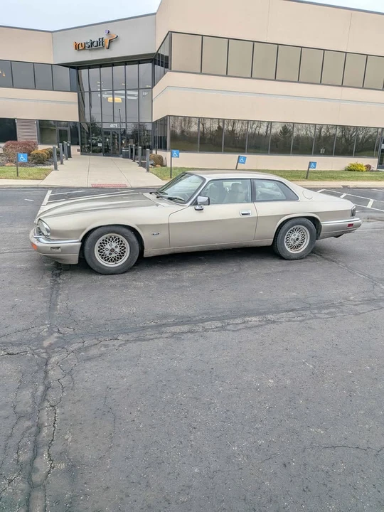 1994 Jaguar XJS - Image 2 of 11