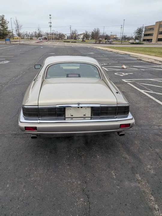 1994 Jaguar XJS - Image 6 of 11