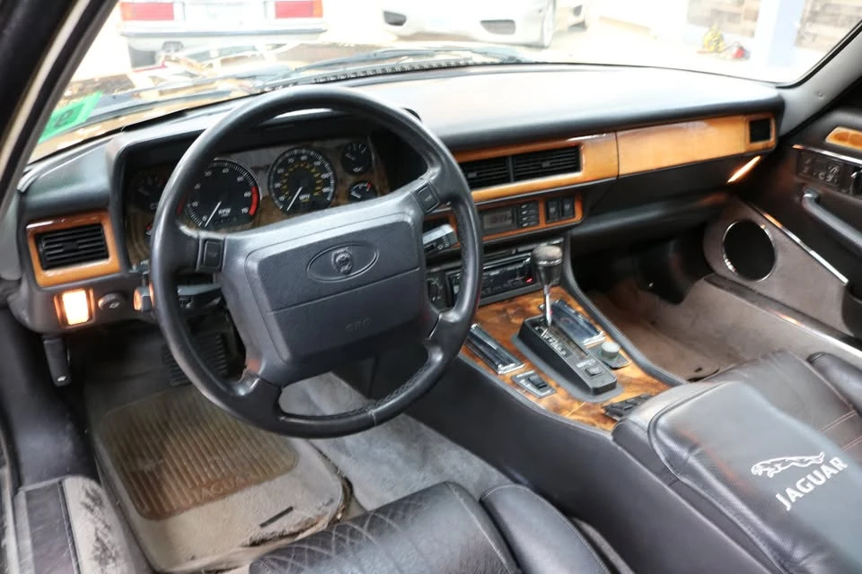 1994 Jaguar XJS - Image 16 of 20