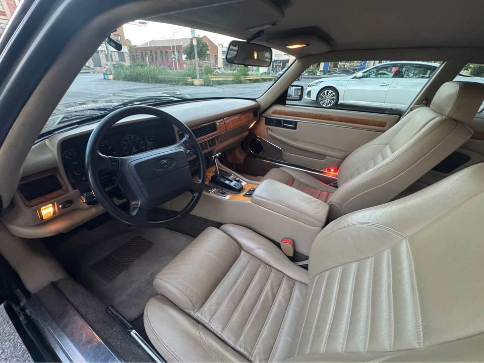 1994 Jaguar XJS Facelift AJ-16 - Image 5 of 10