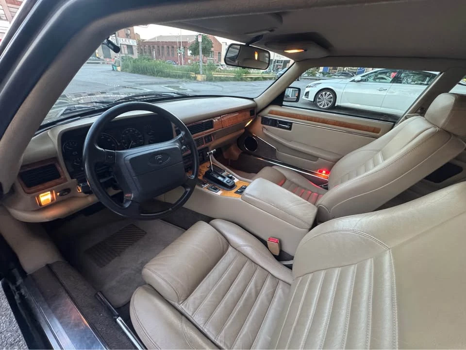 1994 Jaguar XJS Facelift AJ-16 - Image 6 of 10