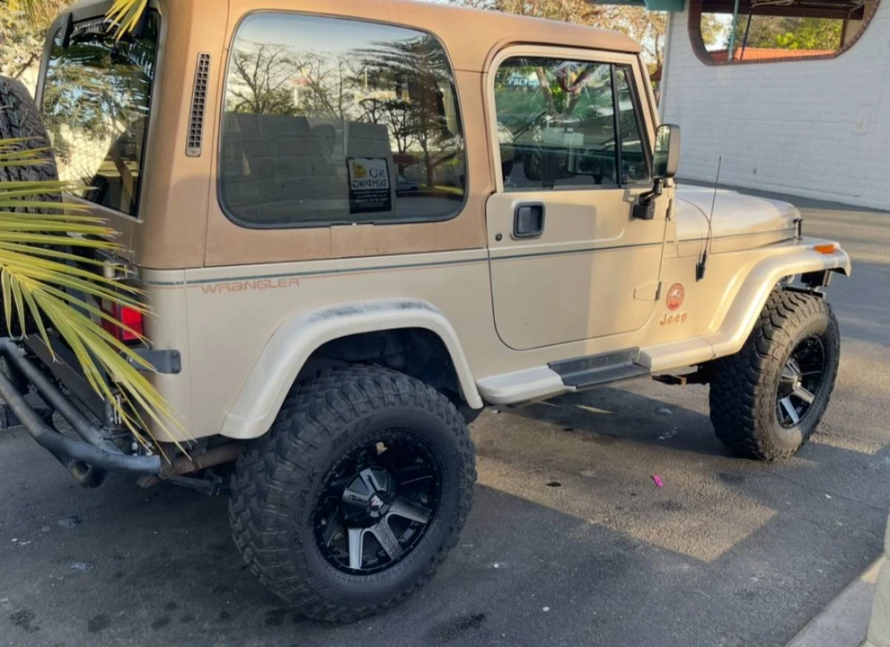 1994 Jeep YJ Wrangler - Image 2 of 5
