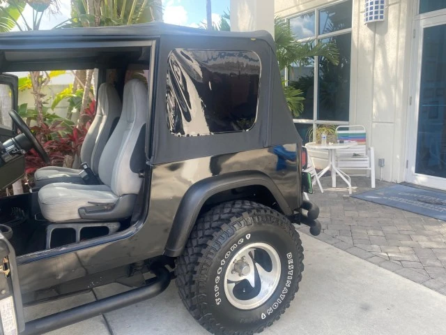 1994 Jeep YJ Wrangler - Image 14 of 21
