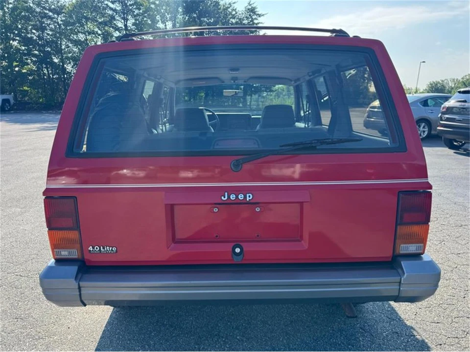 1994 Jeep XJ Cherokee - Image 5 of 30