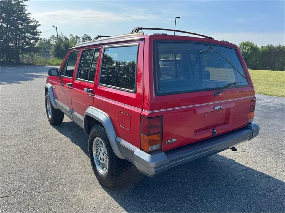 1994 Jeep XJ Cherokee - Image 6 of 30