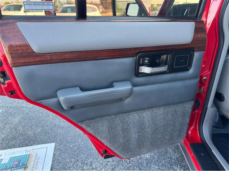 1994 Jeep XJ Cherokee - Image 26 of 30