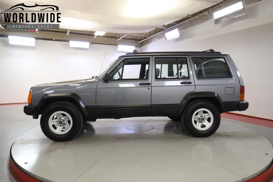 1994 Jeep XJ Cherokee - Image 4 of 12