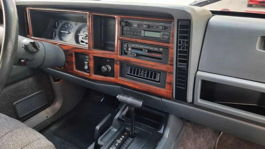1994 Jeep XJ Cherokee - Image 5 of 19