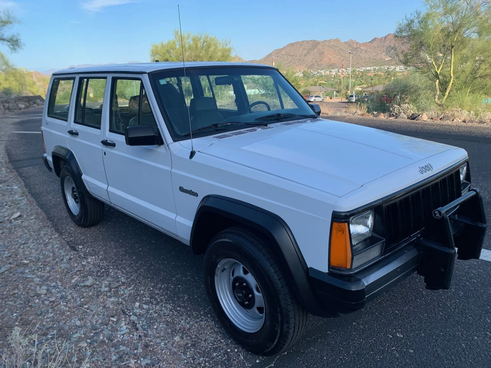 1994 Jeep XJ Cherokee - Image 9 of 31